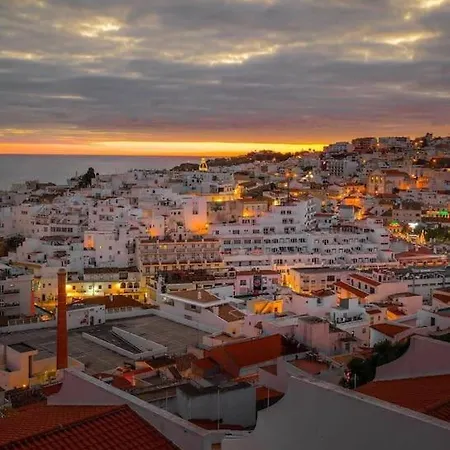 Air Conditioned 1 Bedroom Apt With Wi-fi & Patio. Apartmán Albufeira