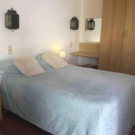 Air Conditioned 1 Bedroom Apt With Wi-fi & Patio. Διαμέρισμα