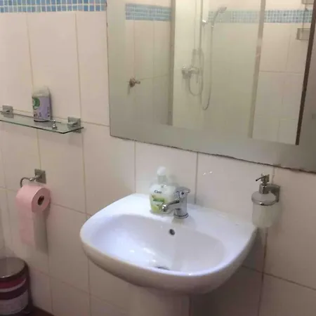 Air Conditioned 1 Bedroom Apt With Wi-fi & Patio. 公寓 *